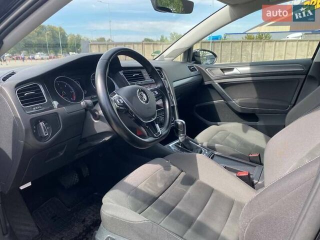 Черный Фольксваген Гольф, объемом двигателя 2 л и пробегом 205 тыс. км за 16500 $, фото 8 на Automoto.ua