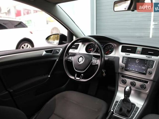 Черный Фольксваген Гольф, объемом двигателя 1.8 л и пробегом 90 тыс. км за 12900 $, фото 11 на Automoto.ua