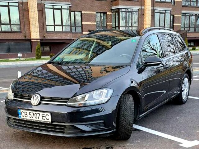 Чорний Фольксваген Гольф, об'ємом двигуна 1.6 л та пробігом 254 тис. км за 10800 $, фото 5 на Automoto.ua