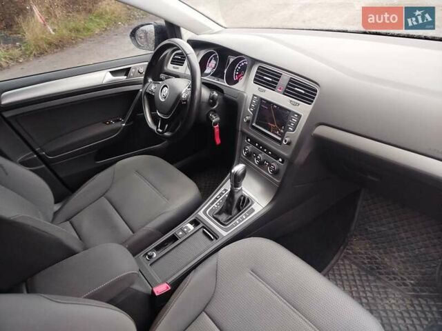 Черный Фольксваген Гольф, объемом двигателя 1.6 л и пробегом 245 тыс. км за 11555 $, фото 2 на Automoto.ua