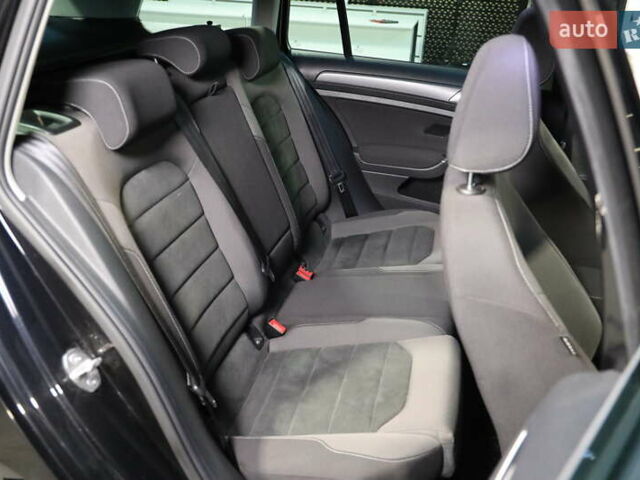 Чорний Фольксваген Гольф, об'ємом двигуна 1.6 л та пробігом 194 тис. км за 14800 $, фото 31 на Automoto.ua