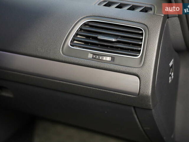 Чорний Фольксваген Гольф, об'ємом двигуна 1.6 л та пробігом 194 тис. км за 14800 $, фото 33 на Automoto.ua