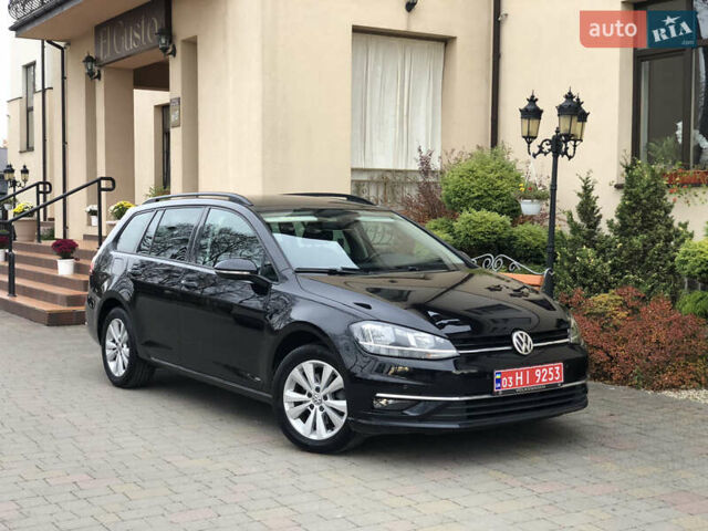 Черный Фольксваген Гольф, объемом двигателя 1.6 л и пробегом 224 тыс. км за 13650 $, фото 7 на Automoto.ua