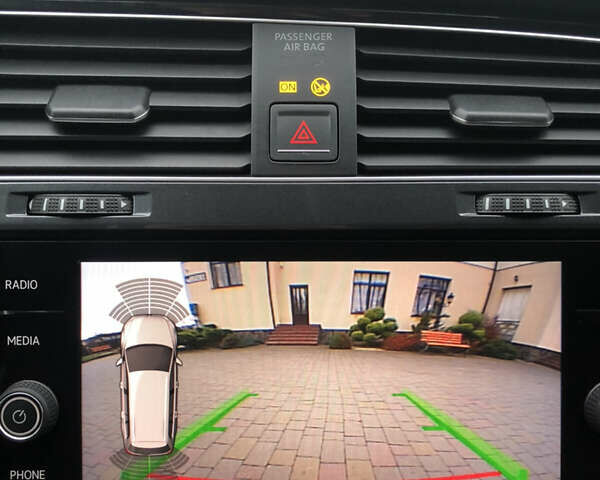 Черный Фольксваген Гольф, объемом двигателя 1.6 л и пробегом 224 тыс. км за 13650 $, фото 23 на Automoto.ua