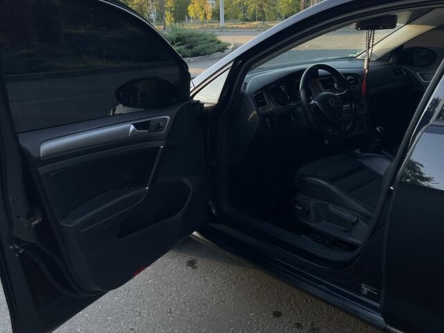 Чорний Фольксваген Гольф, об'ємом двигуна 1.6 л та пробігом 235 тис. км за 10900 $, фото 21 на Automoto.ua