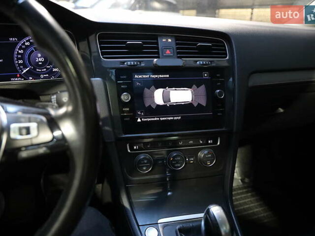 Чорний Фольксваген Гольф, об'ємом двигуна 1.6 л та пробігом 194 тис. км за 14800 $, фото 15 на Automoto.ua