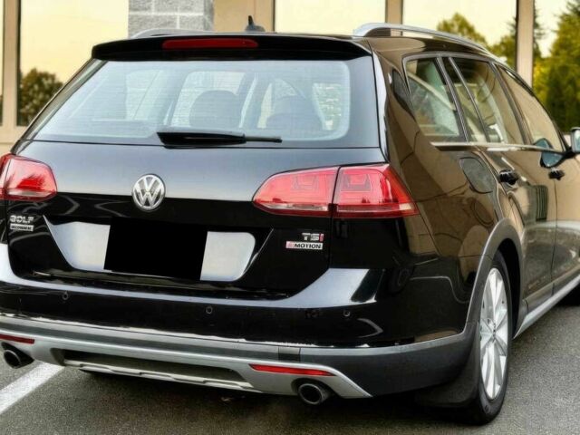 Черный Фольксваген Гольф, объемом двигателя 1.8 л и пробегом 53 тыс. км за 8400 $, фото 4 на Automoto.ua