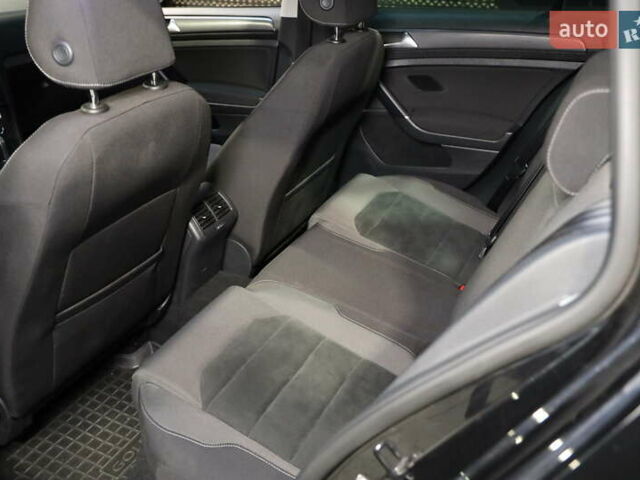 Чорний Фольксваген Гольф, об'ємом двигуна 1.6 л та пробігом 194 тис. км за 14800 $, фото 25 на Automoto.ua