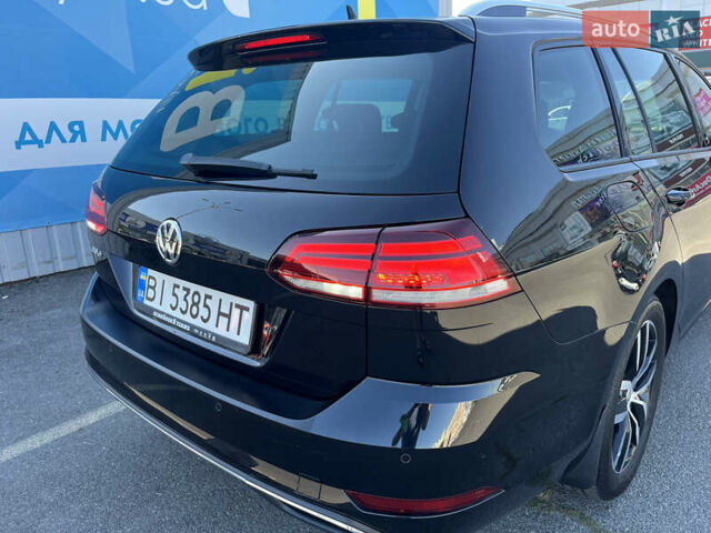 Черный Фольксваген Гольф, объемом двигателя 1.6 л и пробегом 224 тыс. км за 13000 $, фото 9 на Automoto.ua