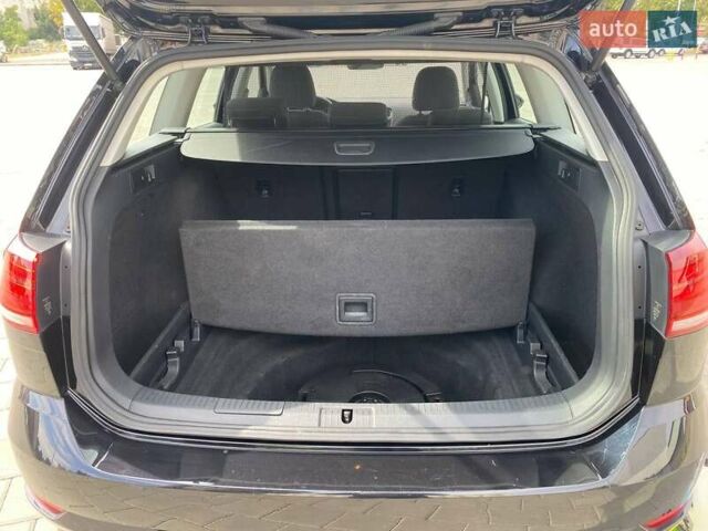 Черный Фольксваген Гольф, объемом двигателя 2 л и пробегом 205 тыс. км за 16500 $, фото 12 на Automoto.ua