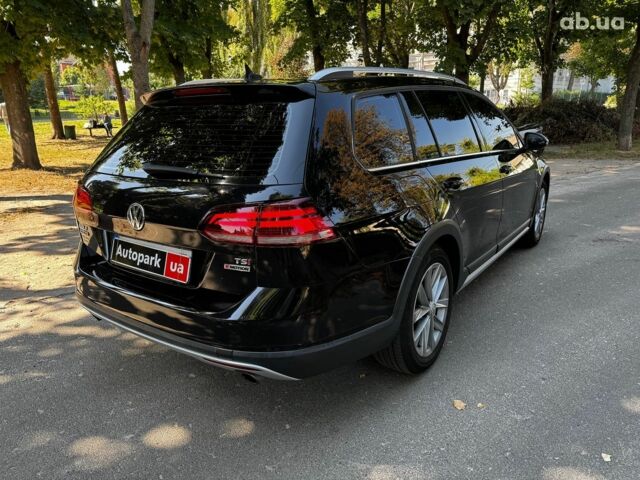 Черный Фольксваген Гольф, объемом двигателя 1.8 л и пробегом 142 тыс. км за 15690 $, фото 6 на Automoto.ua