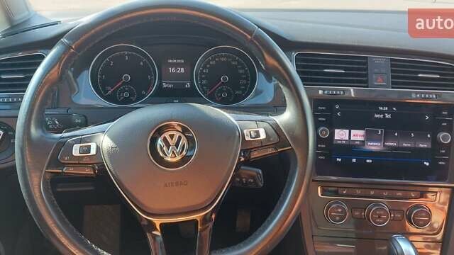 Чорний Фольксваген Гольф, об'ємом двигуна 1.6 л та пробігом 217 тис. км за 15600 $, фото 11 на Automoto.ua