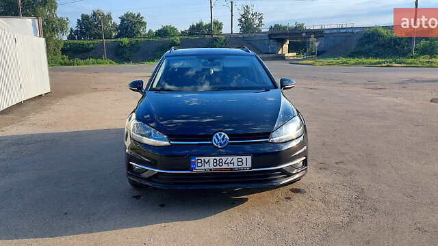 Черный Фольксваген Гольф, объемом двигателя 1.6 л и пробегом 245 тыс. км за 16300 $, фото 2 на Automoto.ua