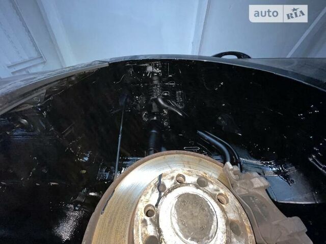 Черный Фольксваген Гольф, объемом двигателя 2 л и пробегом 270 тыс. км за 11850 $, фото 112 на Automoto.ua