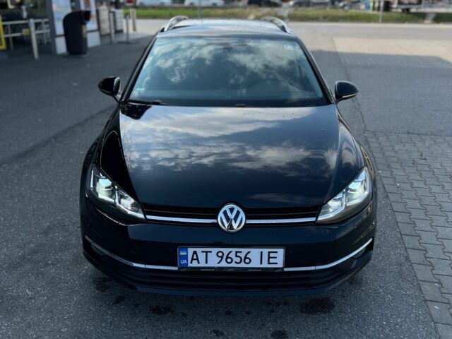 Черный Фольксваген Гольф, объемом двигателя 2 л и пробегом 263 тыс. км за 15300 $, фото 13 на Automoto.ua