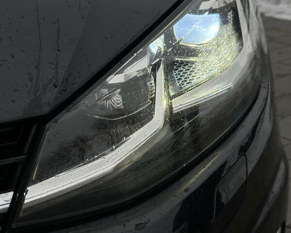 Черный Фольксваген Гольф, объемом двигателя 1.6 л и пробегом 245 тыс. км за 13200 $, фото 20 на Automoto.ua