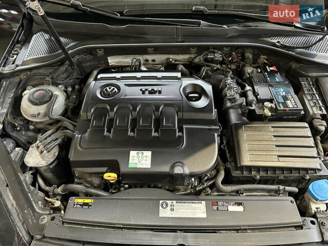 Черный Фольксваген Гольф, объемом двигателя 1.6 л и пробегом 262 тыс. км за 11390 $, фото 23 на Automoto.ua