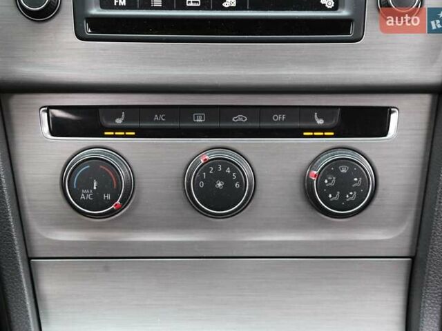 Черный Фольксваген Гольф, объемом двигателя 1.8 л и пробегом 90 тыс. км за 12900 $, фото 17 на Automoto.ua