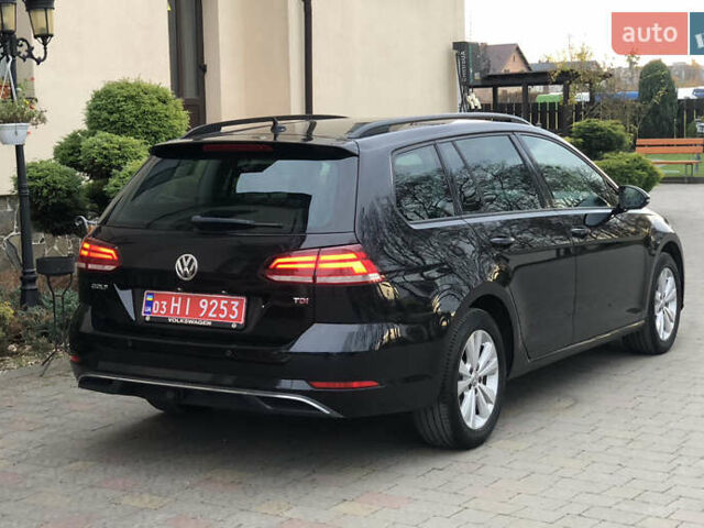 Черный Фольксваген Гольф, объемом двигателя 1.6 л и пробегом 224 тыс. км за 13650 $, фото 13 на Automoto.ua