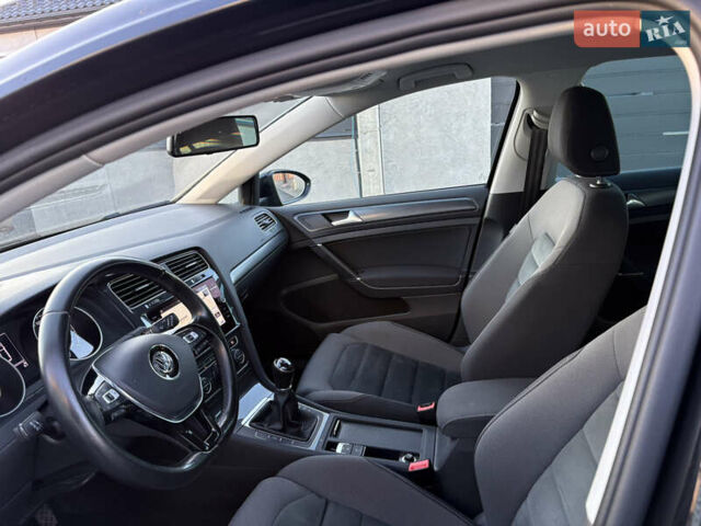 Фольксваген Гольф 2018 в Виннице на Automoto.ua Черный Фольксваген Гольф, объемом двигателя 1.6 л и пробегом 211 тыс. км за 12700 $, фото 18 на Automoto.ua