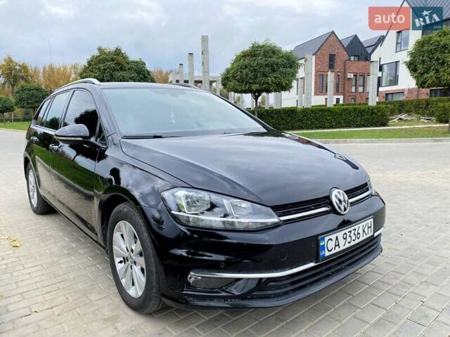 Черный Фольксваген Гольф, объемом двигателя 1.6 л и пробегом 253 тыс. км за 13750 $, фото 7 на Automoto.ua