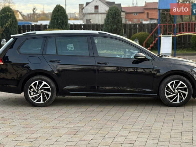 Черный Фольксваген Гольф, объемом двигателя 1.6 л и пробегом 210 тыс. км за 13650 $, фото 14 на Automoto.ua