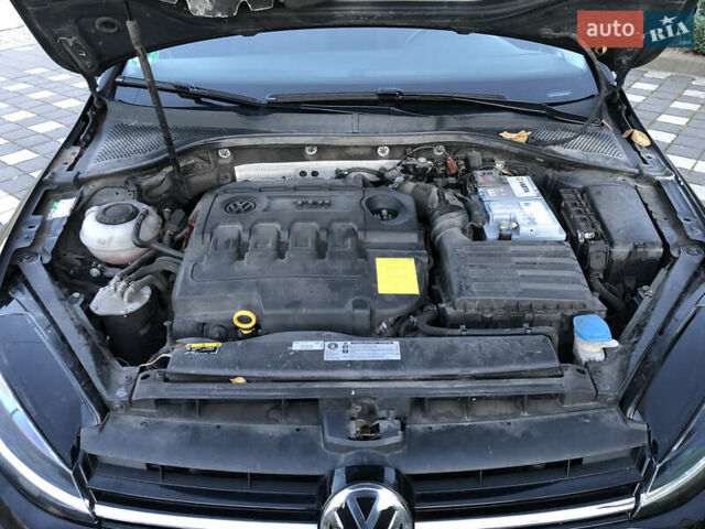 Черный Фольксваген Гольф, объемом двигателя 1.97 л и пробегом 227 тыс. км за 14950 $, фото 45 на Automoto.ua