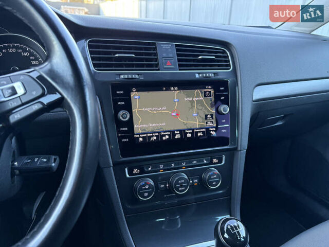 Фольксваген Гольф 2018 в Виннице на Automoto.ua Черный Фольксваген Гольф, объемом двигателя 1.6 л и пробегом 211 тыс. км за 12700 $, фото 50 на Automoto.ua