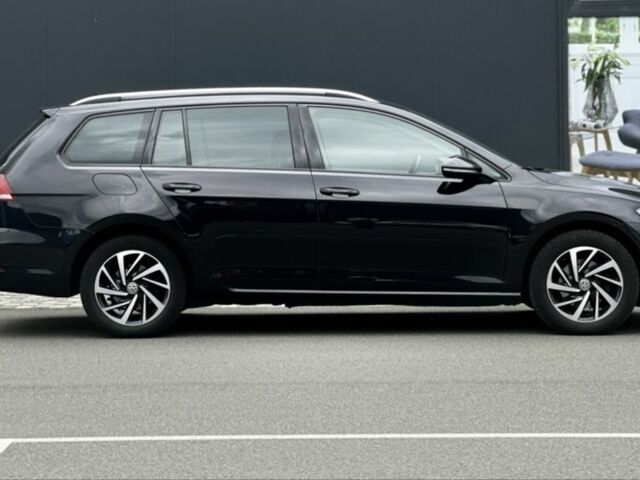 Черный Фольксваген Гольф, объемом двигателя 2 л и пробегом 252 тыс. км за 14200 $, фото 11 на Automoto.ua