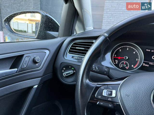Фольксваген Гольф 2018 в Виннице на Automoto.ua Черный Фольксваген Гольф, объемом двигателя 1.6 л и пробегом 211 тыс. км за 12700 $, фото 47 на Automoto.ua