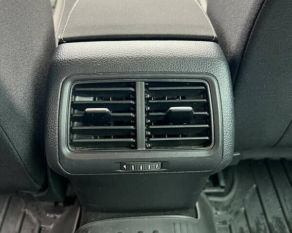 Черный Фольксваген Гольф, объемом двигателя 1.97 л и пробегом 244 тыс. км за 14700 $, фото 28 на Automoto.ua