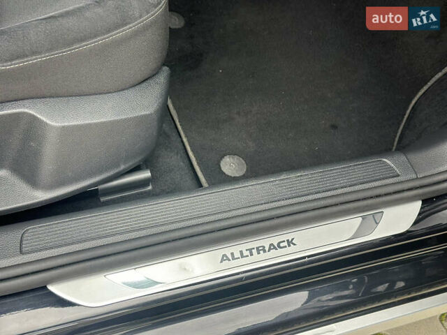 Черный Фольксваген Гольф, объемом двигателя 2 л и пробегом 270 тыс. км за 18500 $, фото 18 на Automoto.ua