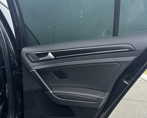 Чорний Фольксваген Гольф, об'ємом двигуна 1.97 л та пробігом 255 тис. км за 25000 $, фото 17 на Automoto.ua