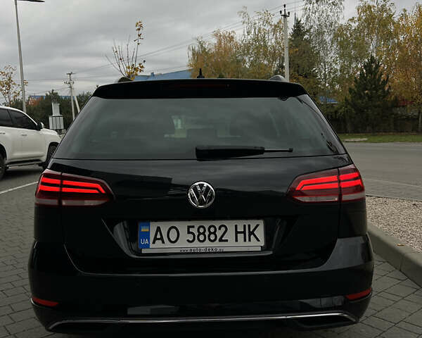 Черный Фольксваген Гольф, объемом двигателя 1.97 л и пробегом 244 тыс. км за 14700 $, фото 4 на Automoto.ua