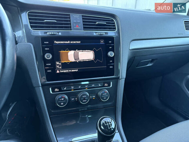 Фольксваген Гольф 2018 в Виннице на Automoto.ua Черный Фольксваген Гольф, объемом двигателя 1.6 л и пробегом 211 тыс. км за 12700 $, фото 49 на Automoto.ua