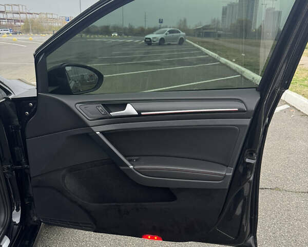 Чорний Фольксваген Гольф, об'ємом двигуна 1.97 л та пробігом 255 тис. км за 25000 $, фото 29 на Automoto.ua