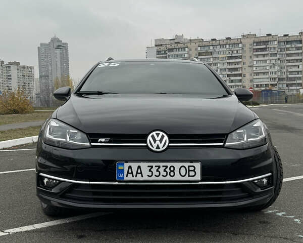 Чорний Фольксваген Гольф, об'ємом двигуна 1.97 л та пробігом 255 тис. км за 25000 $, фото 5 на Automoto.ua