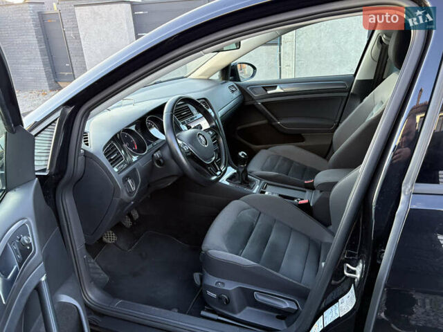 Фольксваген Гольф 2018 в Виннице на Automoto.ua Черный Фольксваген Гольф, объемом двигателя 1.6 л и пробегом 211 тыс. км за 12700 $, фото 15 на Automoto.ua