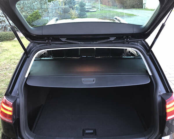 Черный Фольксваген Гольф, объемом двигателя 1.97 л и пробегом 227 тыс. км за 14950 $, фото 21 на Automoto.ua