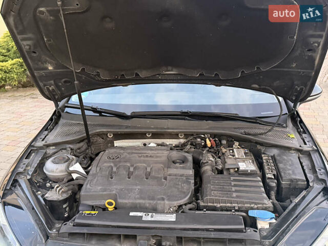 Черный Фольксваген Гольф, объемом двигателя 1.6 л и пробегом 210 тыс. км за 13650 $, фото 45 на Automoto.ua