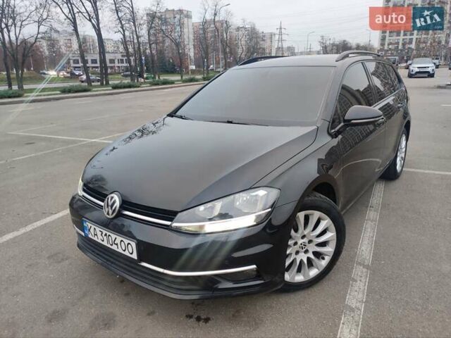 Черный Фольксваген Гольф, объемом двигателя 2 л и пробегом 268 тыс. км за 13500 $, фото 9 на Automoto.ua