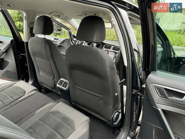 Чорний Фольксваген Гольф, об'ємом двигуна 1.6 л та пробігом 258 тис. км за 12599 $, фото 28 на Automoto.ua