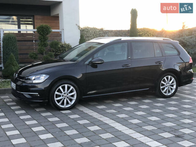 Черный Фольксваген Гольф, объемом двигателя 1.97 л и пробегом 227 тыс. км за 14950 $, фото 49 на Automoto.ua
