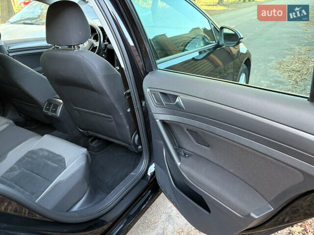 Фольксваген Гольф 2018 в Виннице на Automoto.ua Черный Фольксваген Гольф, объемом двигателя 1.6 л и пробегом 211 тыс. км за 12700 $, фото 32 на Automoto.ua