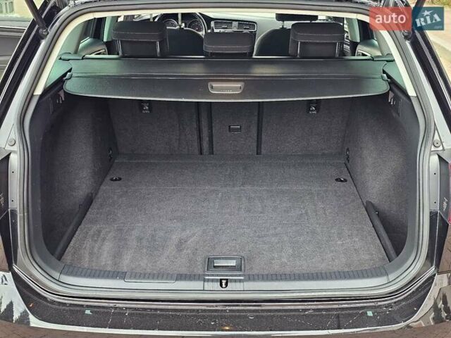 Черный Фольксваген Гольф, объемом двигателя 1.97 л и пробегом 235 тыс. км за 15950 $, фото 100 на Automoto.ua