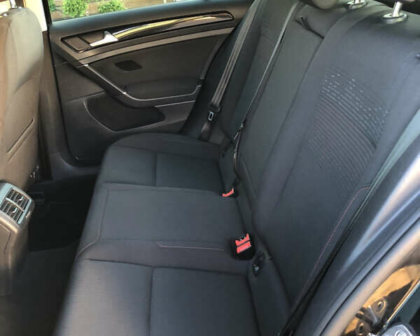 Черный Фольксваген Гольф, объемом двигателя 1.97 л и пробегом 227 тыс. км за 14950 $, фото 28 на Automoto.ua