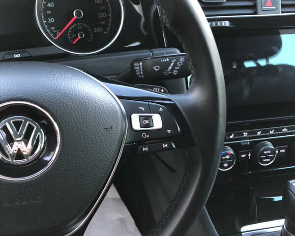 Черный Фольксваген Гольф, объемом двигателя 1.97 л и пробегом 227 тыс. км за 14950 $, фото 36 на Automoto.ua