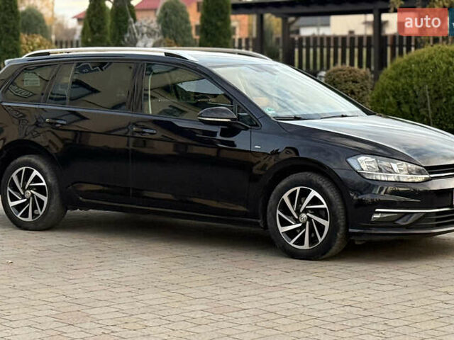 Черный Фольксваген Гольф, объемом двигателя 1.6 л и пробегом 210 тыс. км за 13650 $, фото 15 на Automoto.ua