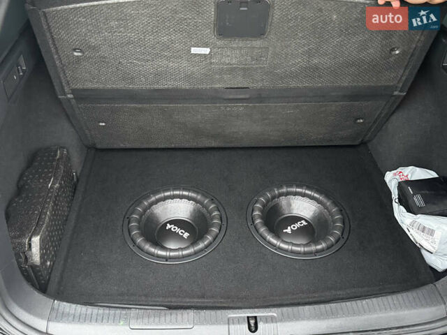 Чорний Фольксваген Гольф, об'ємом двигуна 1.97 л та пробігом 255 тис. км за 25000 $, фото 34 на Automoto.ua