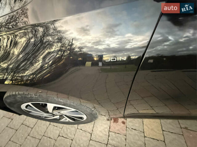 Черный Фольксваген Гольф, объемом двигателя 1.6 л и пробегом 210 тыс. км за 13650 $, фото 38 на Automoto.ua